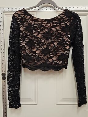 City Studio Black Floral Lace Long-Sleeve Crop Top